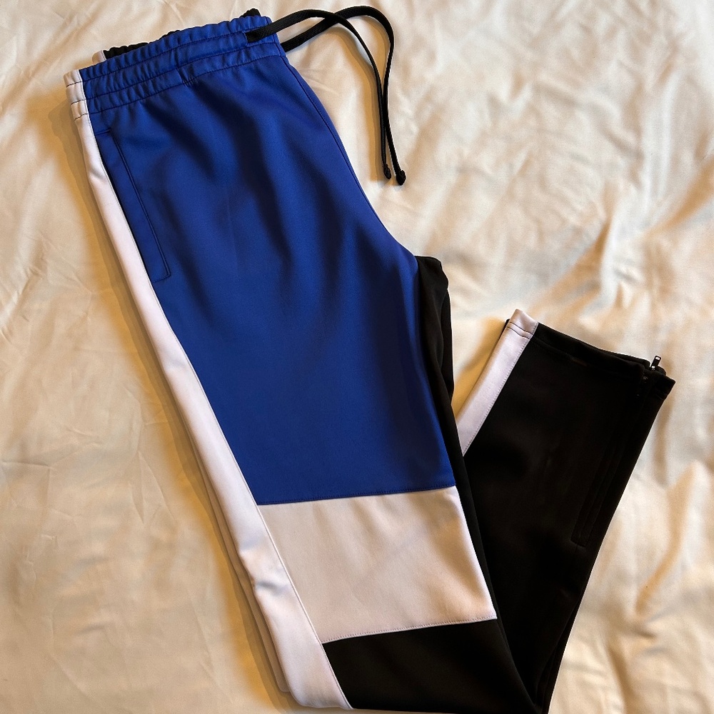 Victorious Sweatpants